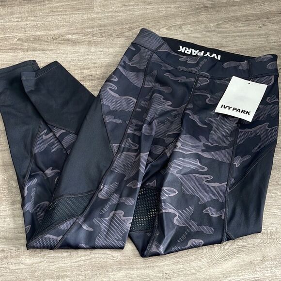 Ivy Park Camo Mid-Rise Ankle Leggings-BLACK-Small - Picture 2 of 4